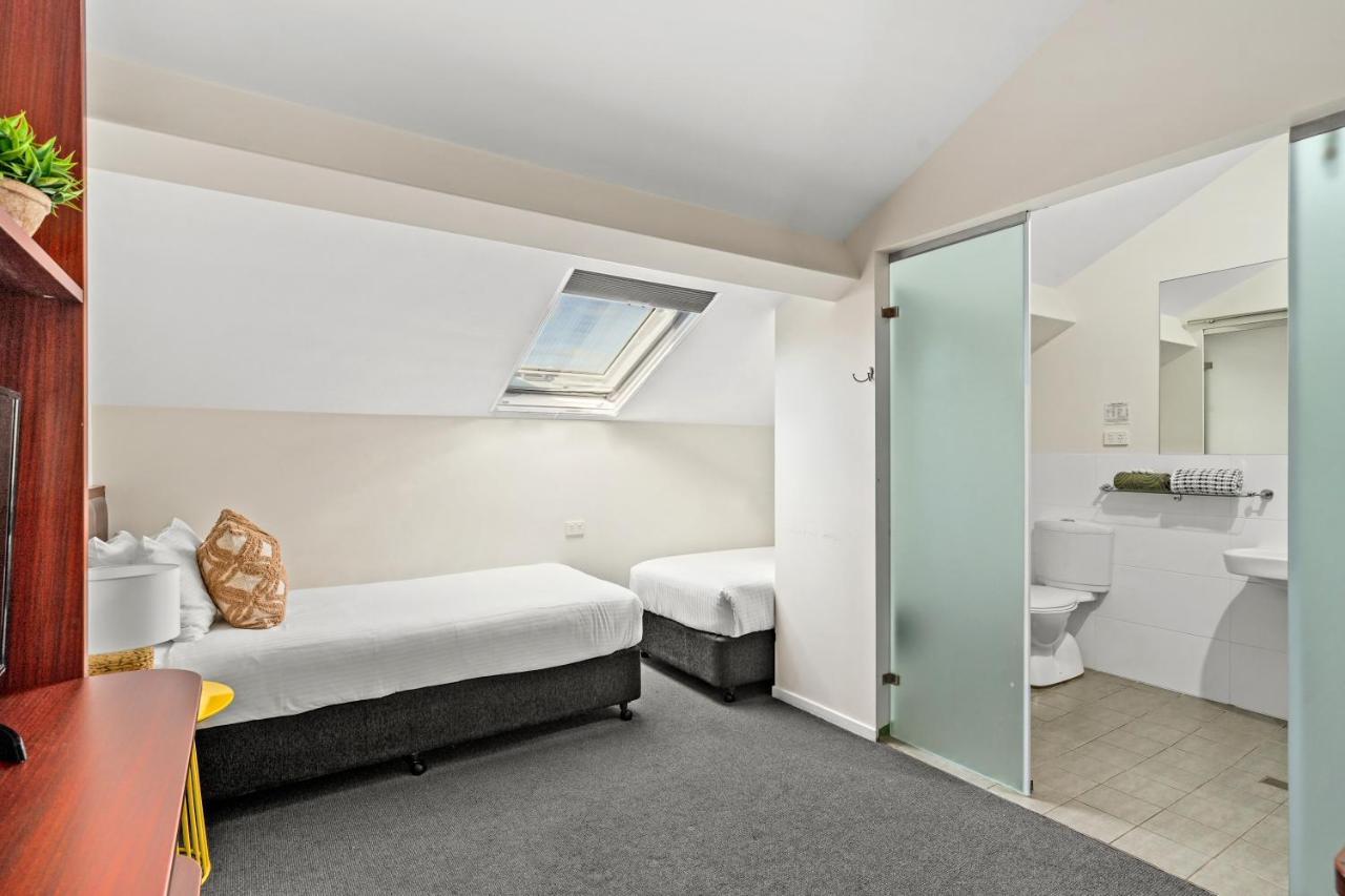 וויונג Grand Hotel And Studios מראה חיצוני תמונה