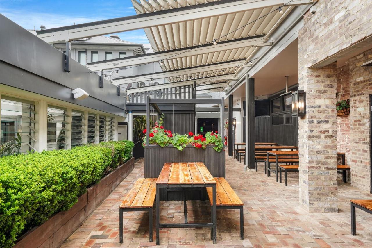 וויונג Grand Hotel And Studios מראה חיצוני תמונה